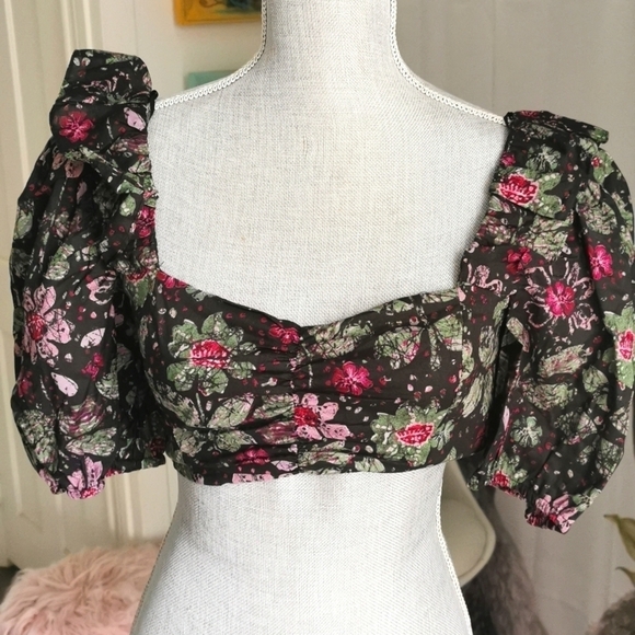 NWOT Zara cotton floral ruffle crop top. Size small 💜 - Picture 2 of 5